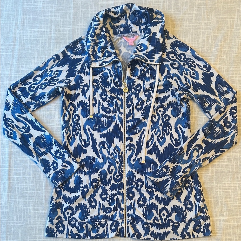 Lilly Pulitzer Blue and White Patterned Jacket